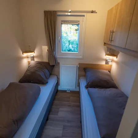 بيت للعطل Ferienhaeuser Seepark Ternsche *