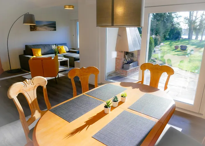 Ferienhaeuser Seepark Ternsche Casa de Férias *